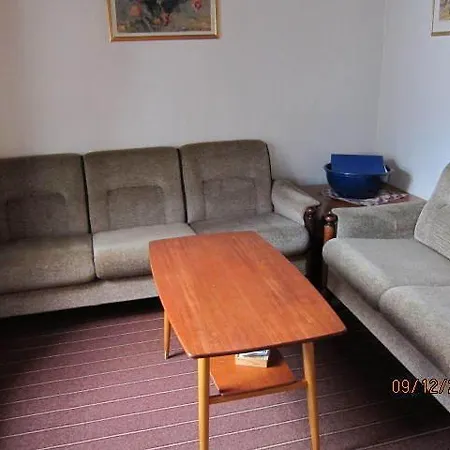 Holiday home Presthus Gard *