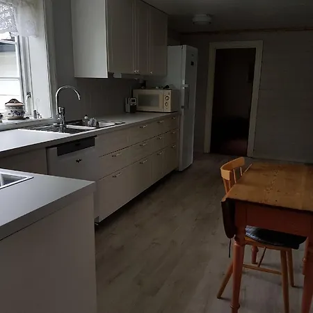 Holiday home Presthus Gard *