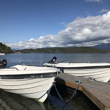 Presthus Gard بيت للعطل